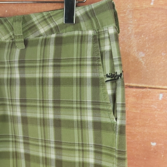 🍄3/50$🍄 QUICKSILVER plaid bermuda shorts sz 34 - Picture 2 of 7